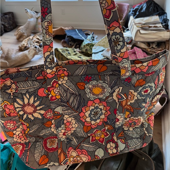 Vera Bradley Tote - Picture 1 of 3